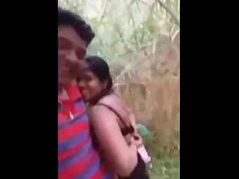 Indian couple having open air romance on date mms scandal